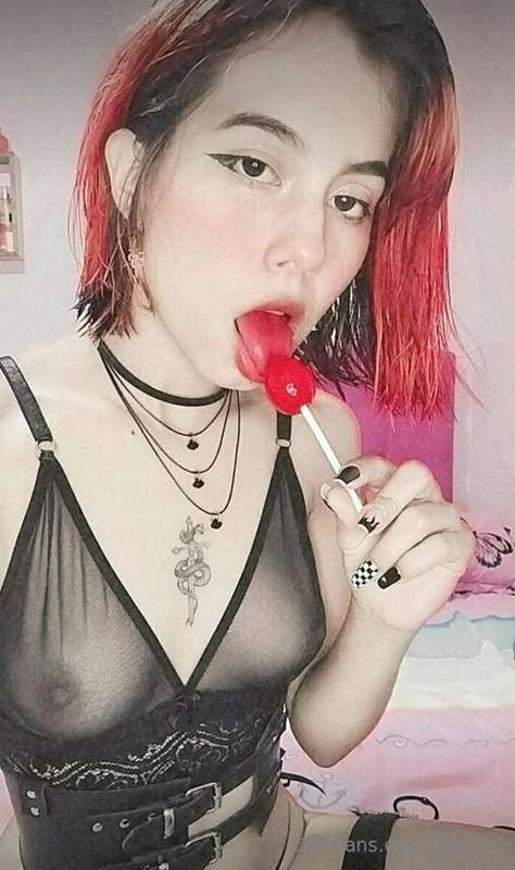This day I felt like a bitch, I felt like the queen of the b.. 2