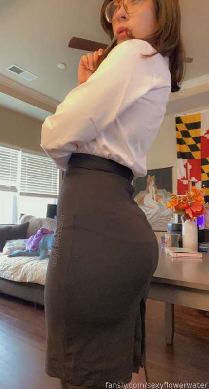 Sexyflowerwater - Fansly - 21 May, 2022 8