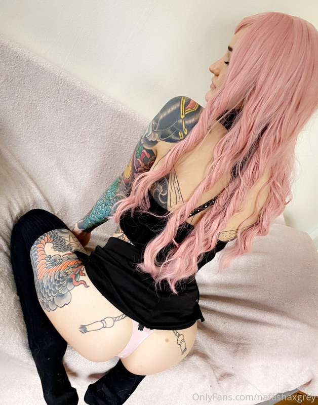 Pic set from my latest video :) want custom pics or vids? Sh.. 9