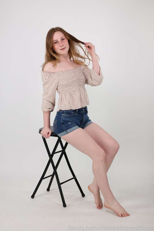 Chelseymarieofficial - Fansly - 17 May, 2025 46