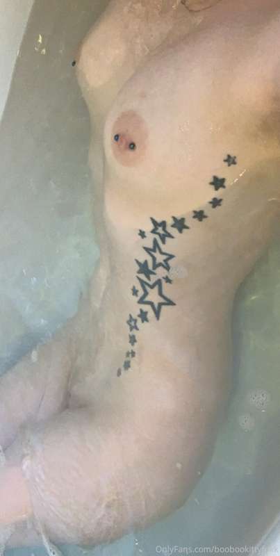 Is there anything better than a bath? Except for great sex o.. 4