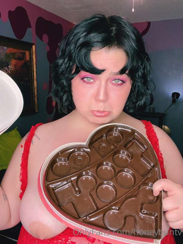 Be my valentine?? 💕❤️ 2