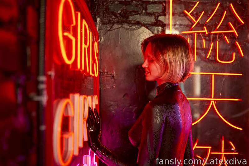 Latexdiva - Fansly - 12 Aug, 2022 4