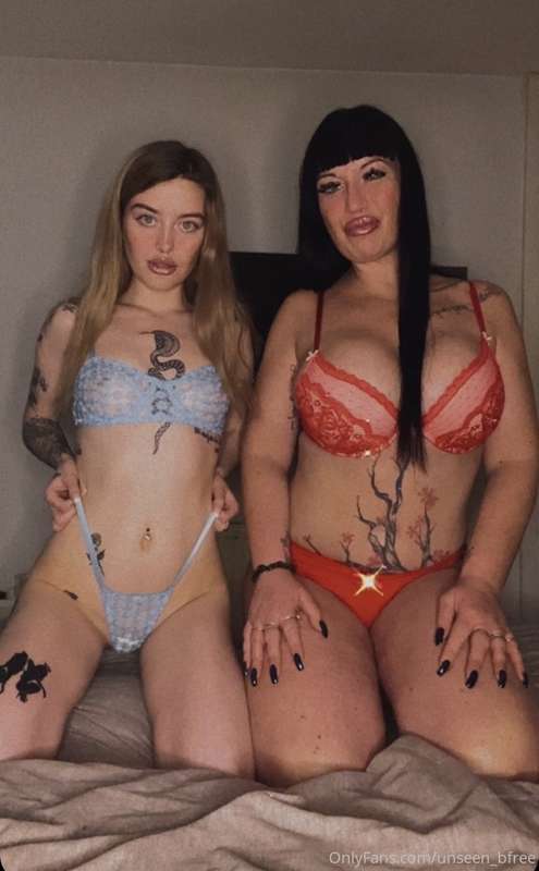 Collab on my other page with this MILF go check it out!!
