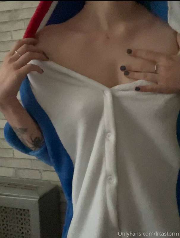 I want to undress for you😈