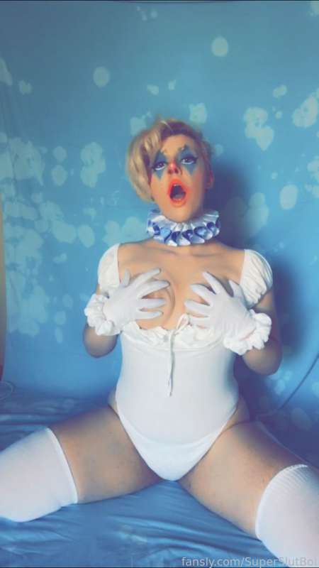 Superslutboi - Fansly - 01 Nov, 2021 12