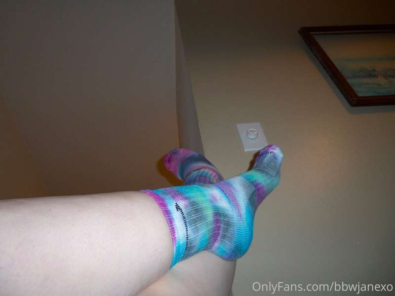 I love fun colorful socks. 😜