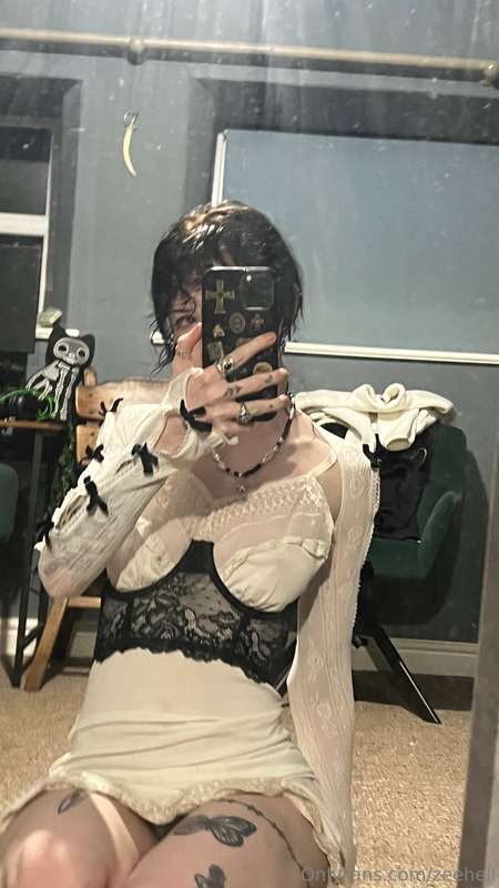 Zeehell - Onlyfans - 09 Feb, 2024