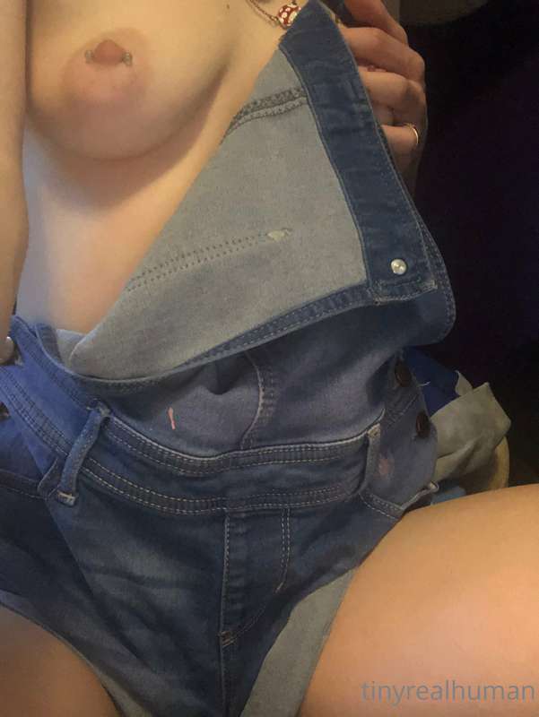 Everyone loves overalls 3