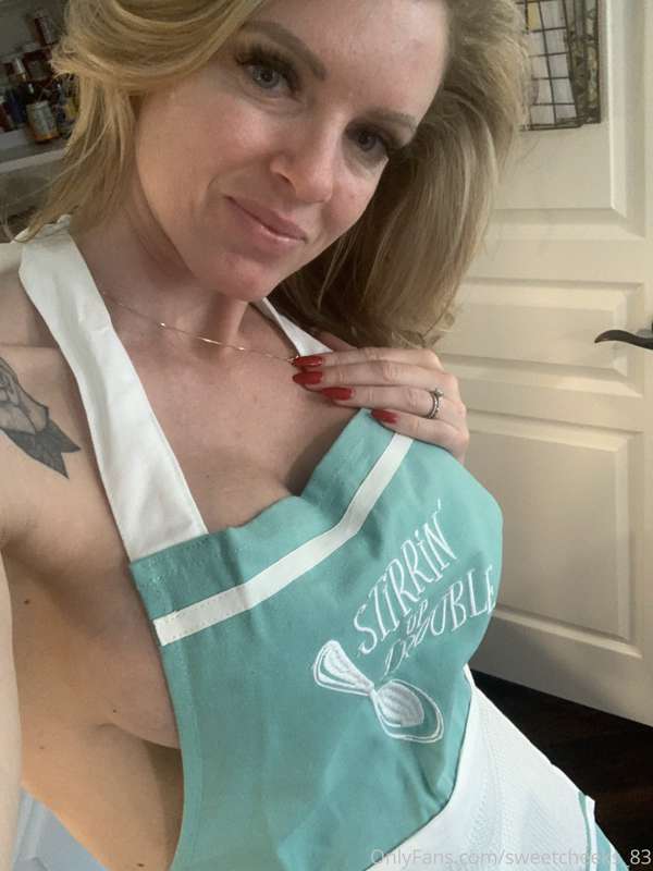 Stirrin’ up trouble in the kitchen. I hope you’re hungry. Pu..