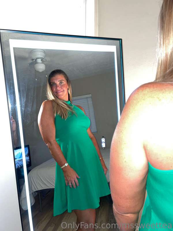 Friday night fuck dress 👗 4