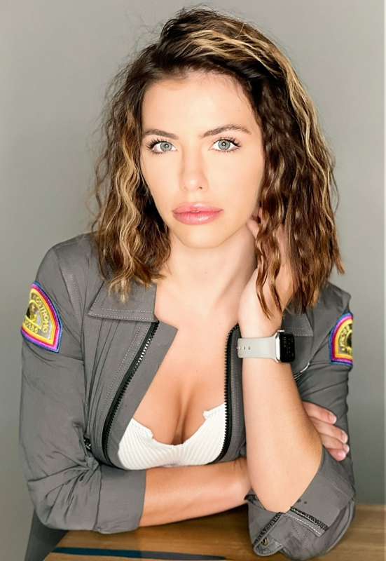 Adriana Ripley. Are you going down unda me babe? 👅