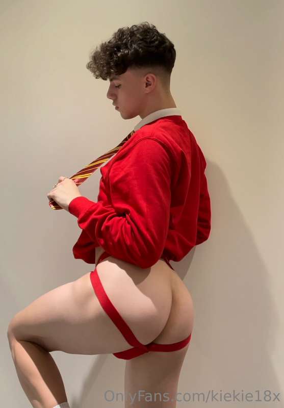 Wanna give me some extra lessons? 🫶🏻😏 18
