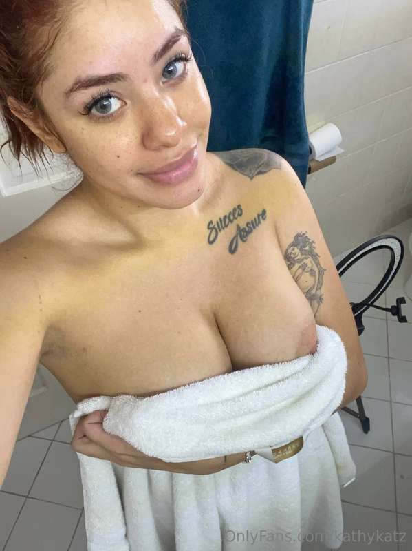 ITS NASTY NASTY COLOMBIAN PUSSYAnd I still got plenty of spa.. 1