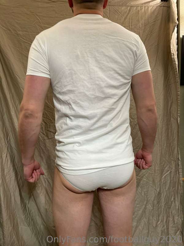 Such an amazingly HOT body! 24