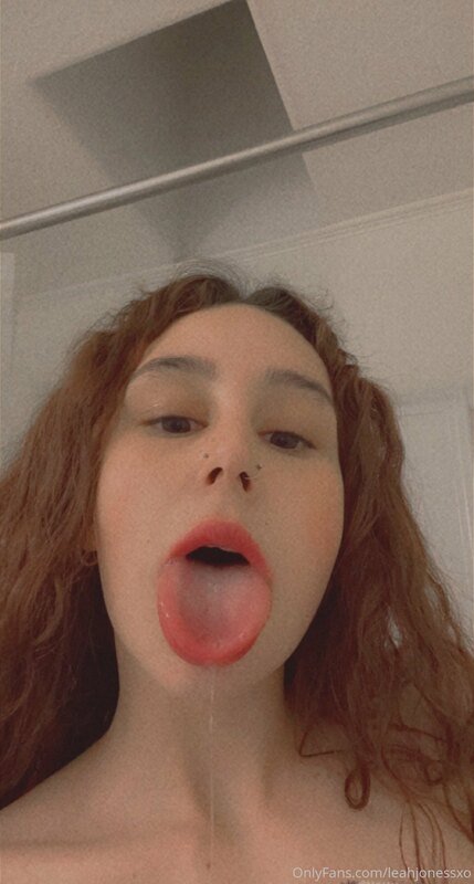 Blowjob video coming tomorrow ? 2