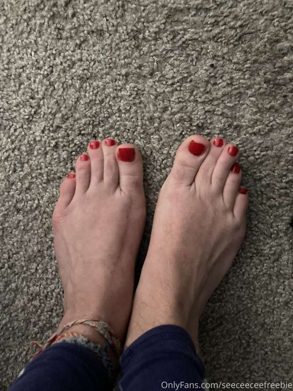 😝 red and ready for attention 😏