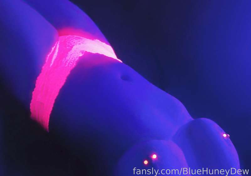 Bluehuneydew - Fansly - 20 Jul, 2024 3