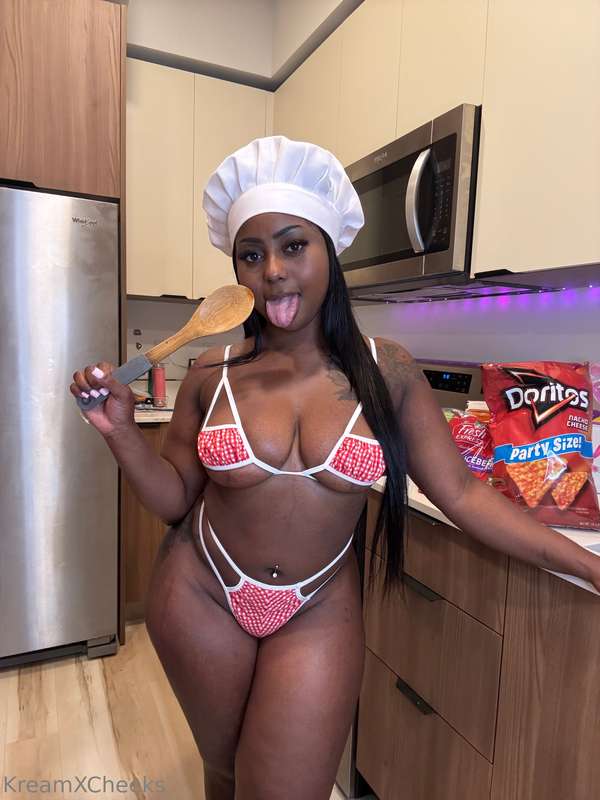 Can I cook 🧑‍🍳 for you daddy?