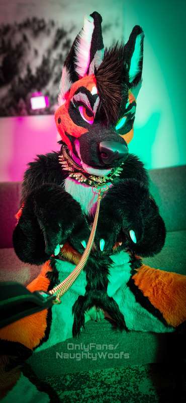You want to tug this bad girl and… you know~? 😈⛓️ 3