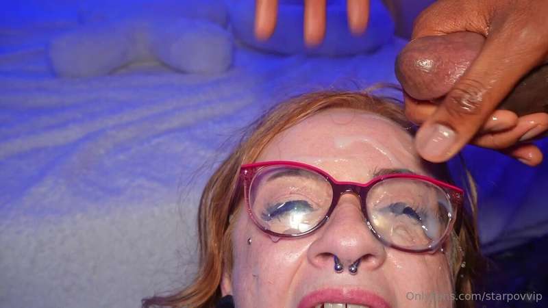 AzuraAlii Is one Filthy sluts, she begs for me to cum on her.. 6