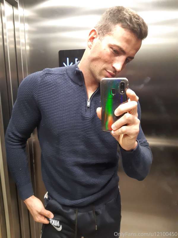 Meee