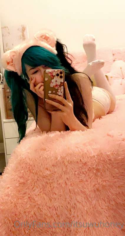 🌸 Showing off my room I finally cleaned after my depressive .. 2