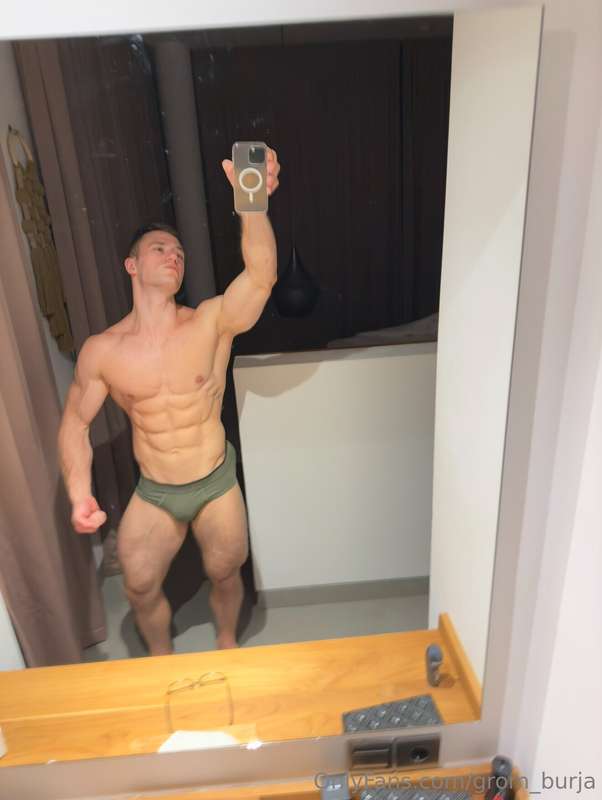 Sexy stud😛More content and my sex tapes are on my VIP page @..