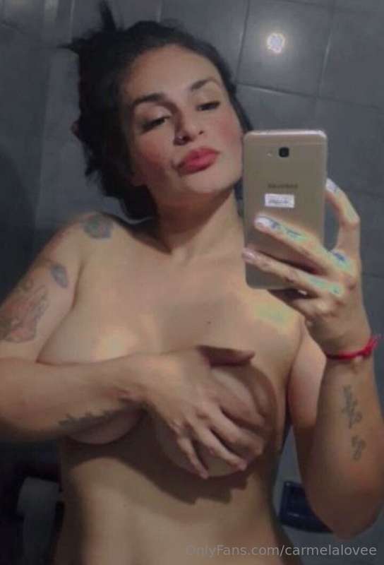 Im Carmela ❤️❤️❤️ @carmelalovee 🍒🍒 @carmelalovee_vip 🔒🔒 @car..