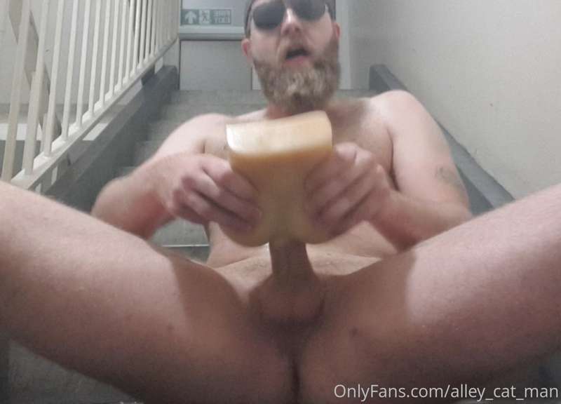 Some pictures from my next video 🤗

I fuck tiny smooth ass i.. 19