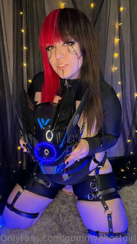 Sex-bot ✨ 7