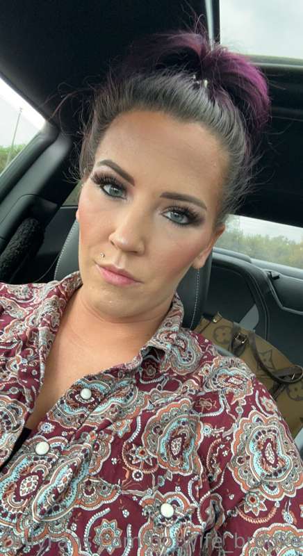 Happy Saturday y’all! Idk about y’all but I’m loving this co..