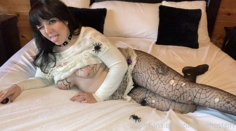 Spider Countess 🕷🕸🖤 26