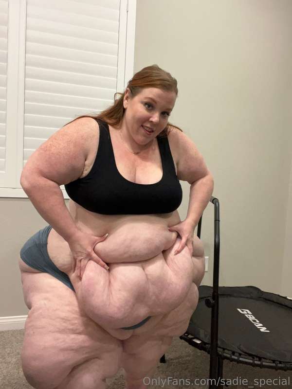 Some cute pics before my extreme belly jiggle on the mini tr.. 4