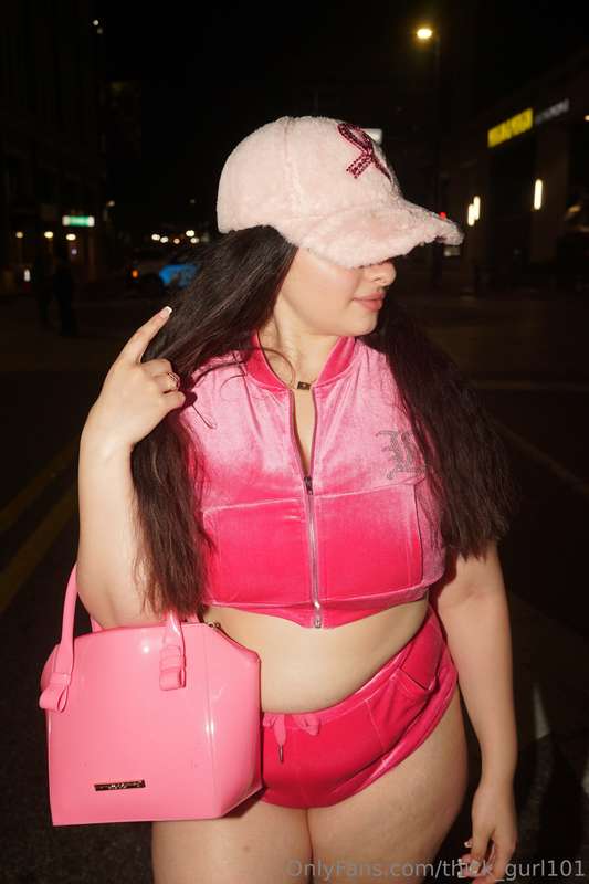 Thick_Gurl101 - Onlyfans - 04 Dec, 2023
