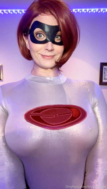 I got a new Elastigirl suit so I had to do a shoot I love it.. 6