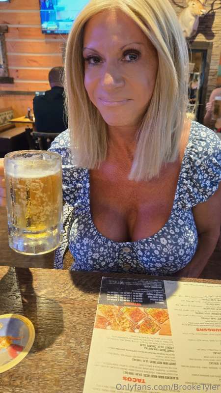 Pic 1. I was with Jake on Friday at Twin Peaks. Pic 2. Tonig..