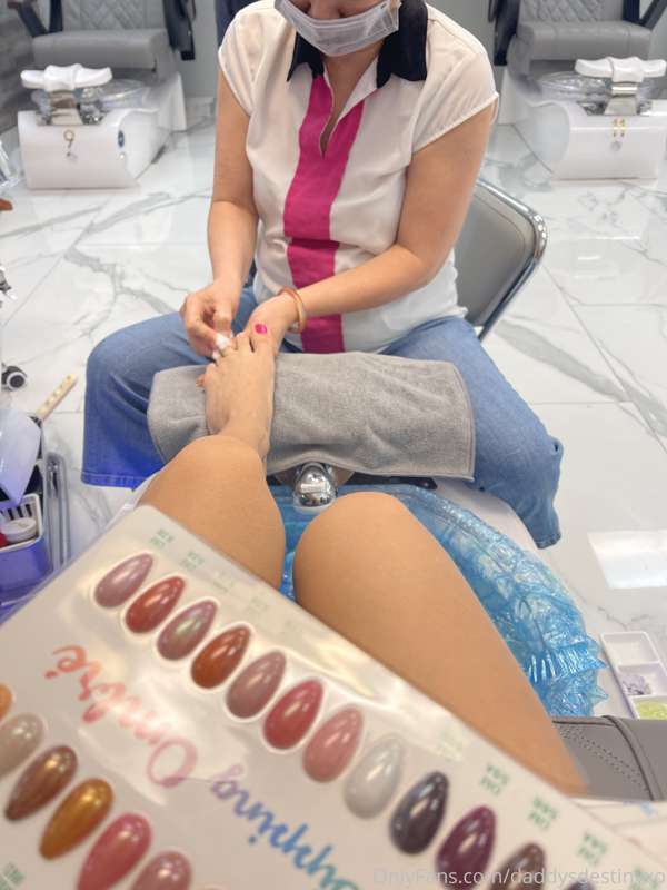 I know y’all love my pedicure videos👅 2