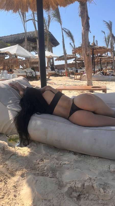 Your newest obsession just got online 😘