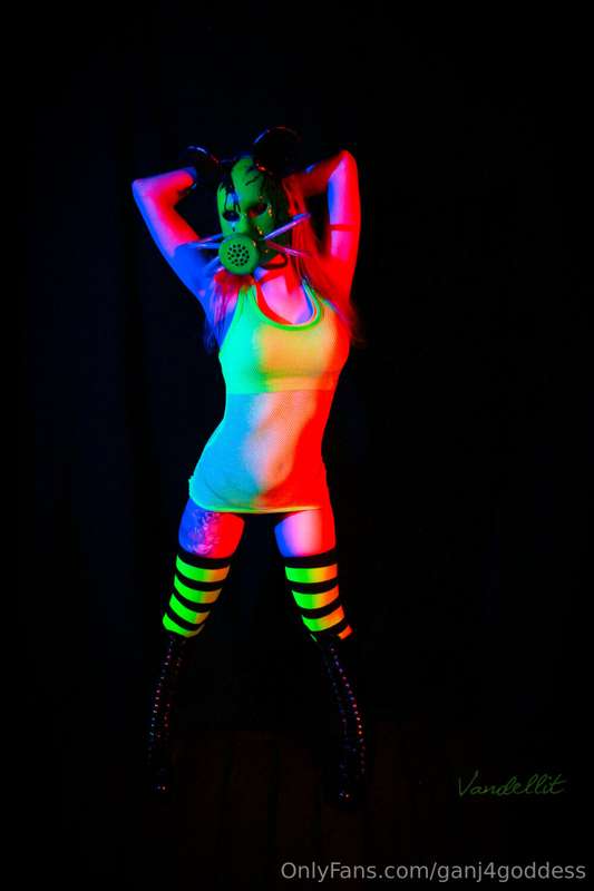 toxic 9