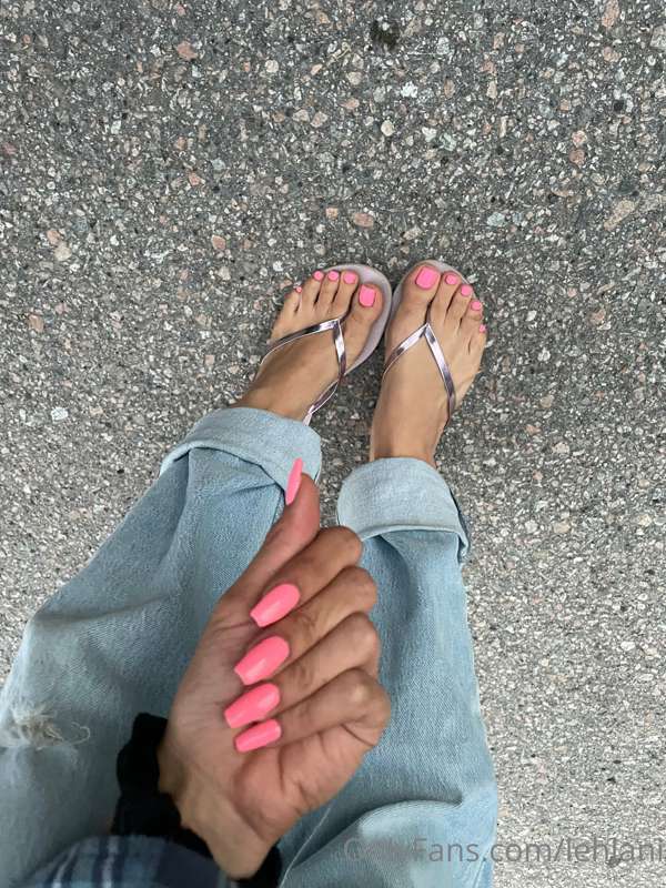 Uber toes 😜 2