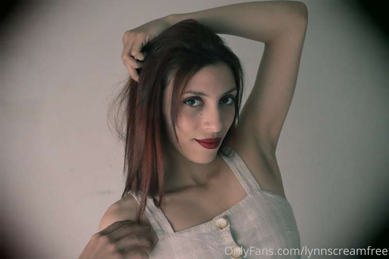 Suscribe my Premium profile @lynnvip for only $18.8 to watch.. 2