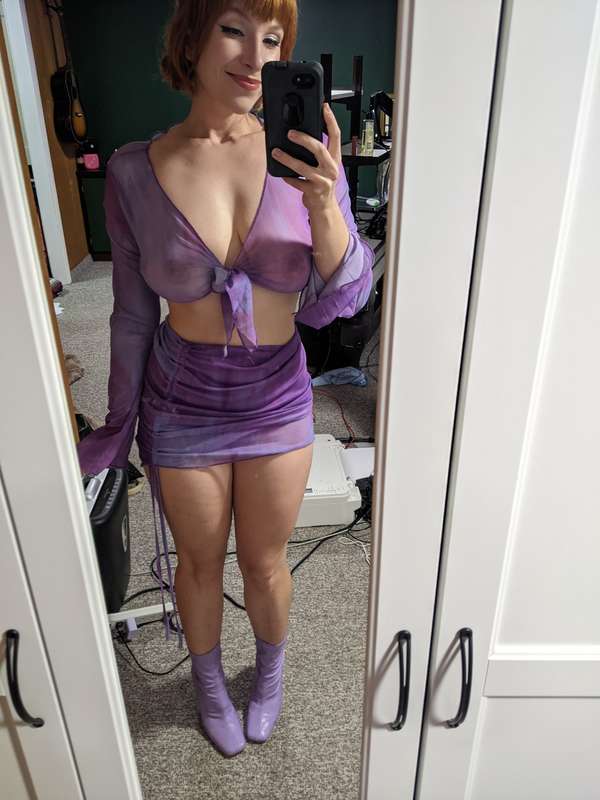 My Daphne costume is coming along! I'm excited for October 😘