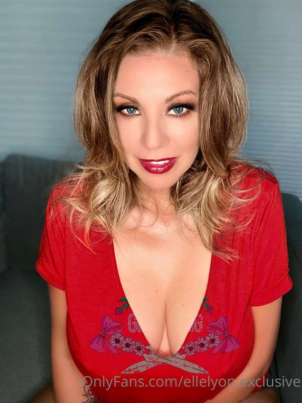 Ellelyon.Exclusive - Onlyfans - 17 Feb, 2022