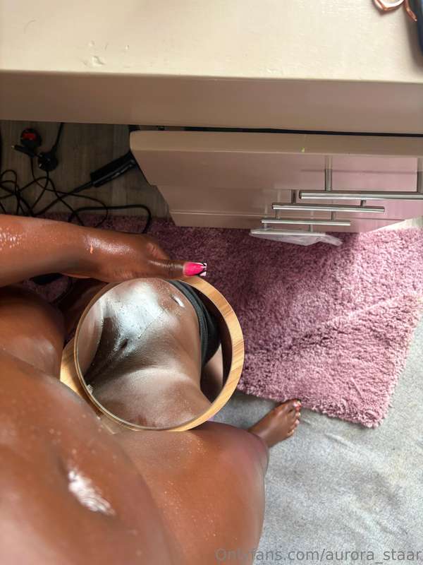 Mirror pussy pics