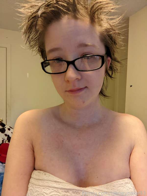 Honeycake93 - Fansly - 21 Jan, 2022