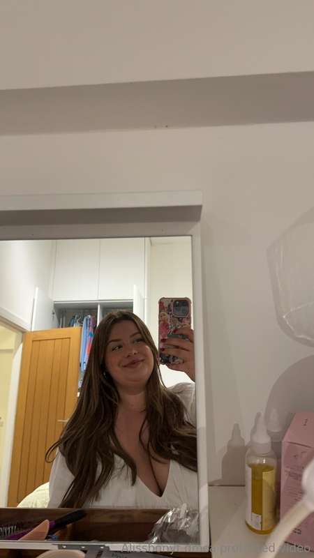 I love my little round face 2