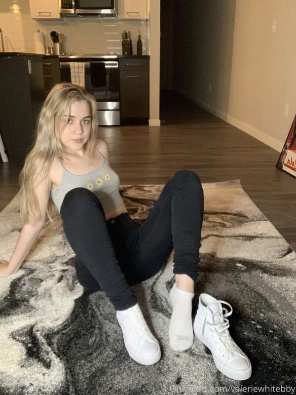Removing my socks and shoes 💖 26
