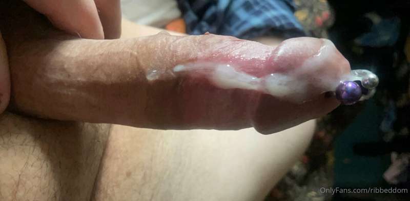 Who’s going to be a good cumslut and clean this mess up?