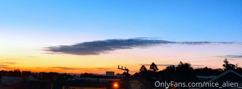 Colorful Thursday at sunset